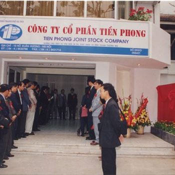 Công ty Tiền phong tuổi 20